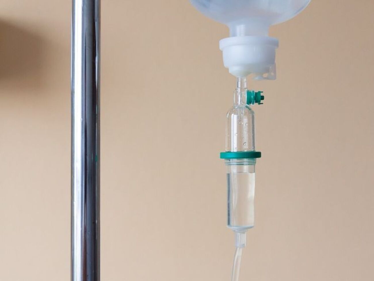 Школьники обратились к медикам с жалобами на слабость и затрудненное дыхание