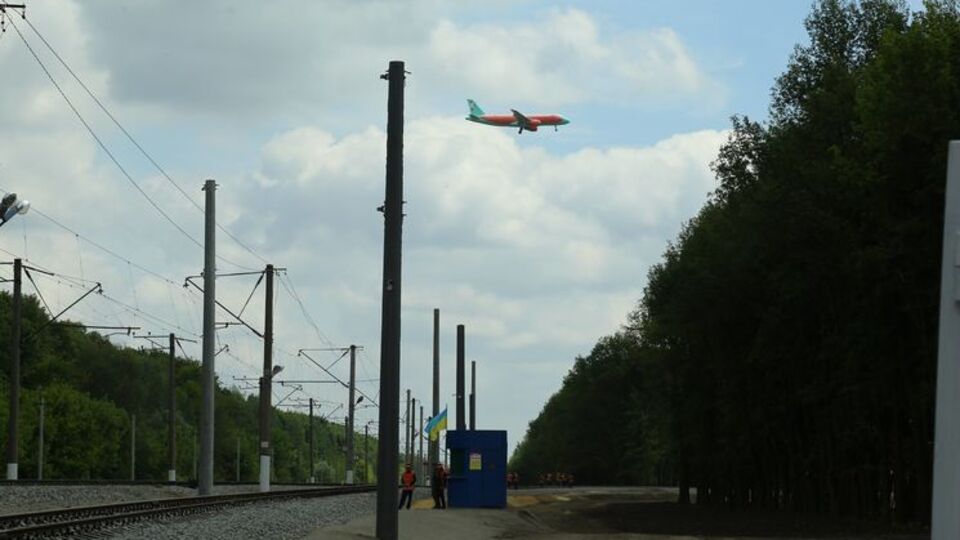 Будівництво лінії планують завершити до 1 грудня