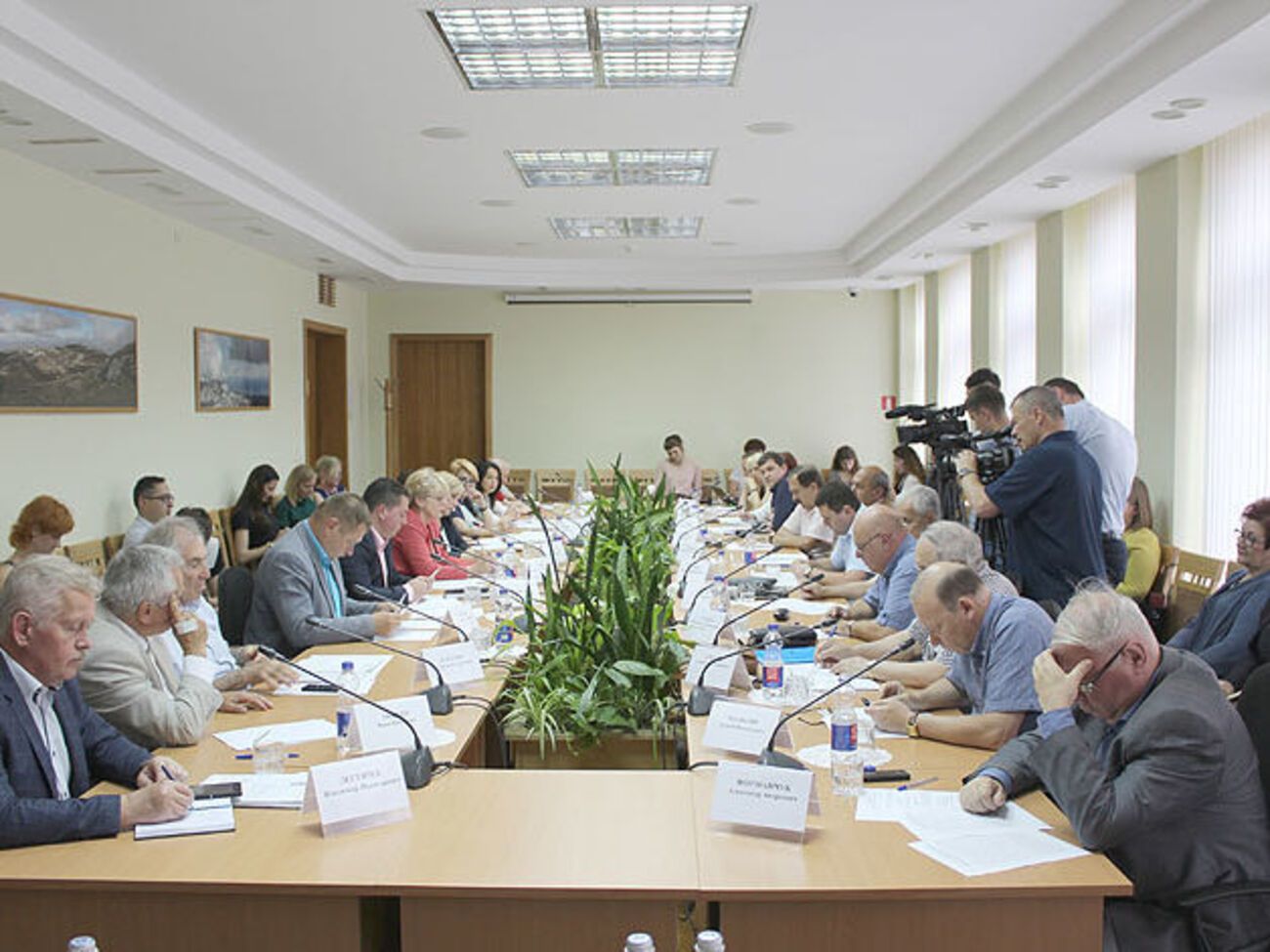 "Общественная палата" осудила Грача за интервью