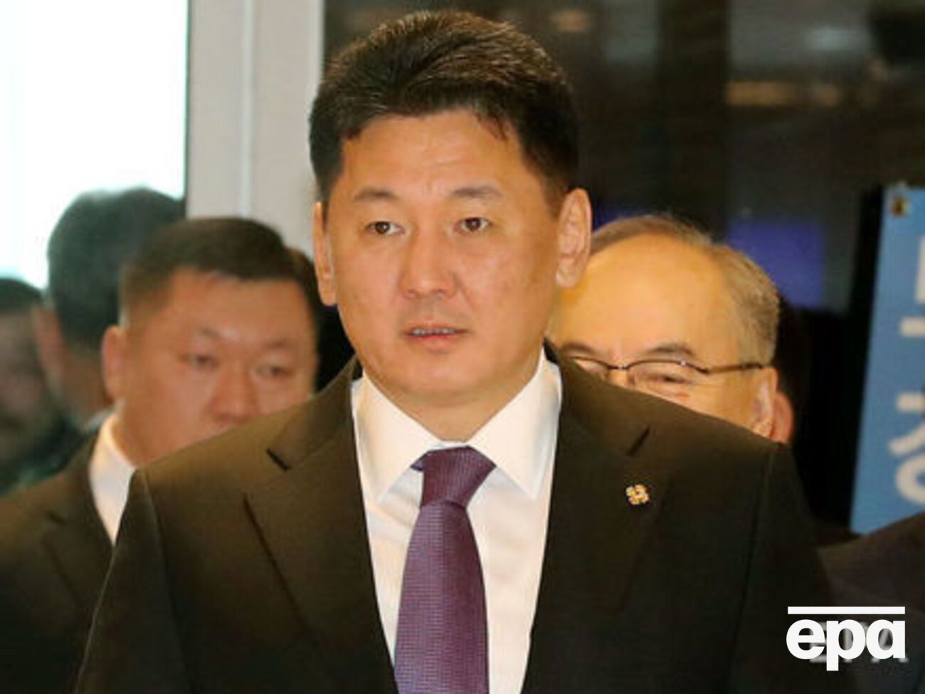 Хурэлсух отказался от участия в Петербургском международном экономическом форуме в России