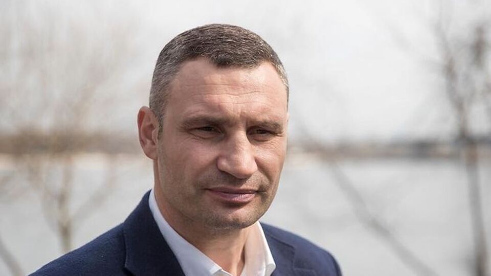 Кличко: Была "сенсация", что болельщики массово сдают билеты, потому что нет жилья или оно дорогое, и никто не летит