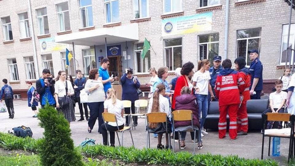 Під час надзвичайної події у школі перебувало приблизно 500 учнів