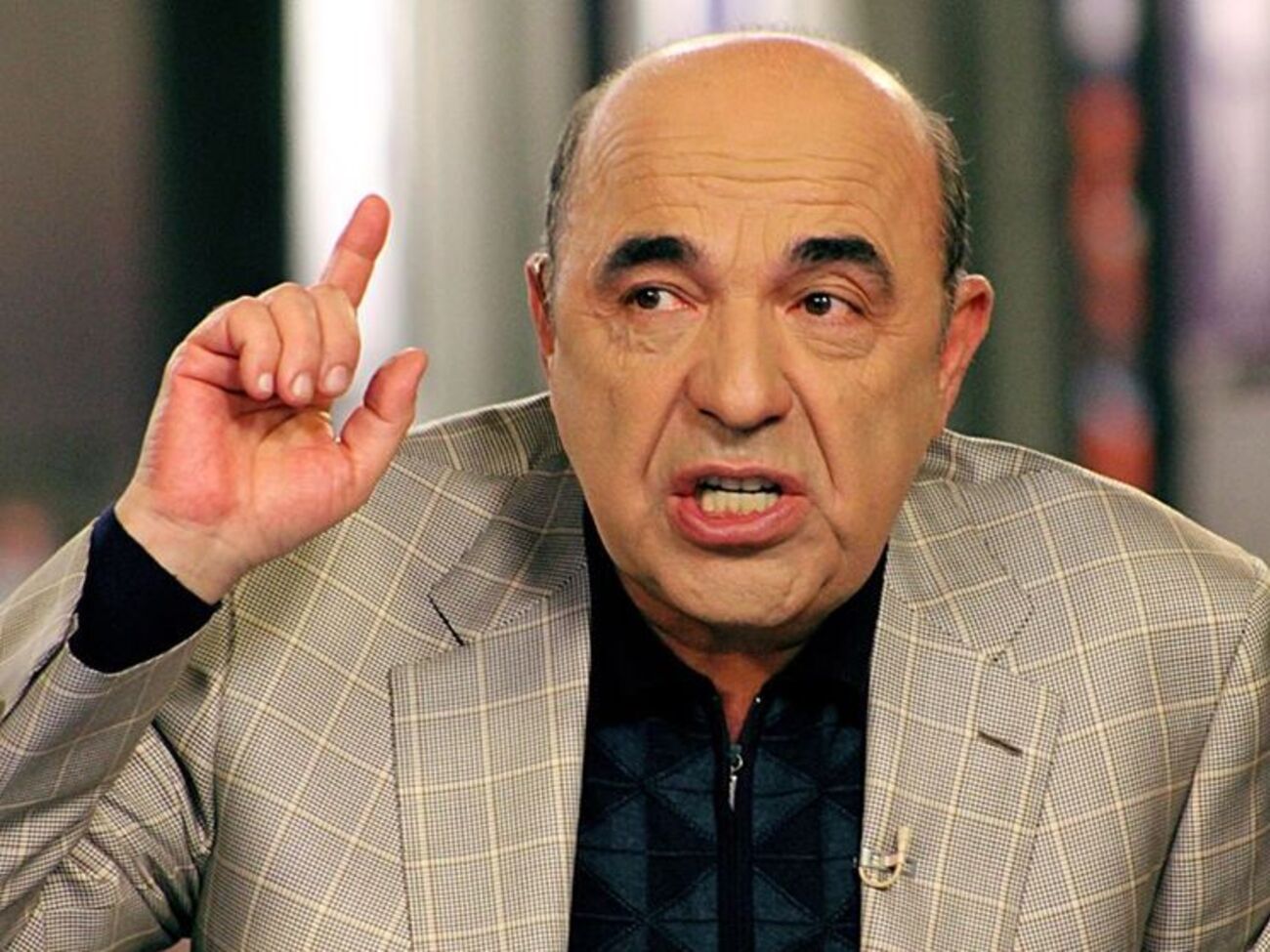 Вадим Рабінович: Давати гроші на реформу наркоману згубно. А наша влада і є той самий "наркоман", який не може жити без корупційних потоків