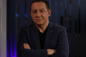 Все вернулось обратно и повторяется шаг за шагом. Разве что пассажирских самолетов с голландцами Гитлер в небе над Судетами не сбивал