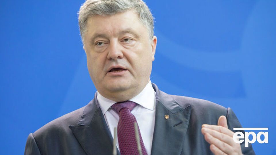 Порошенко: Використання Javelin дає переваги під час виконання завдань з ураження ворожої бронетехніки та підвищує живучість наших протитанкових підрозділів