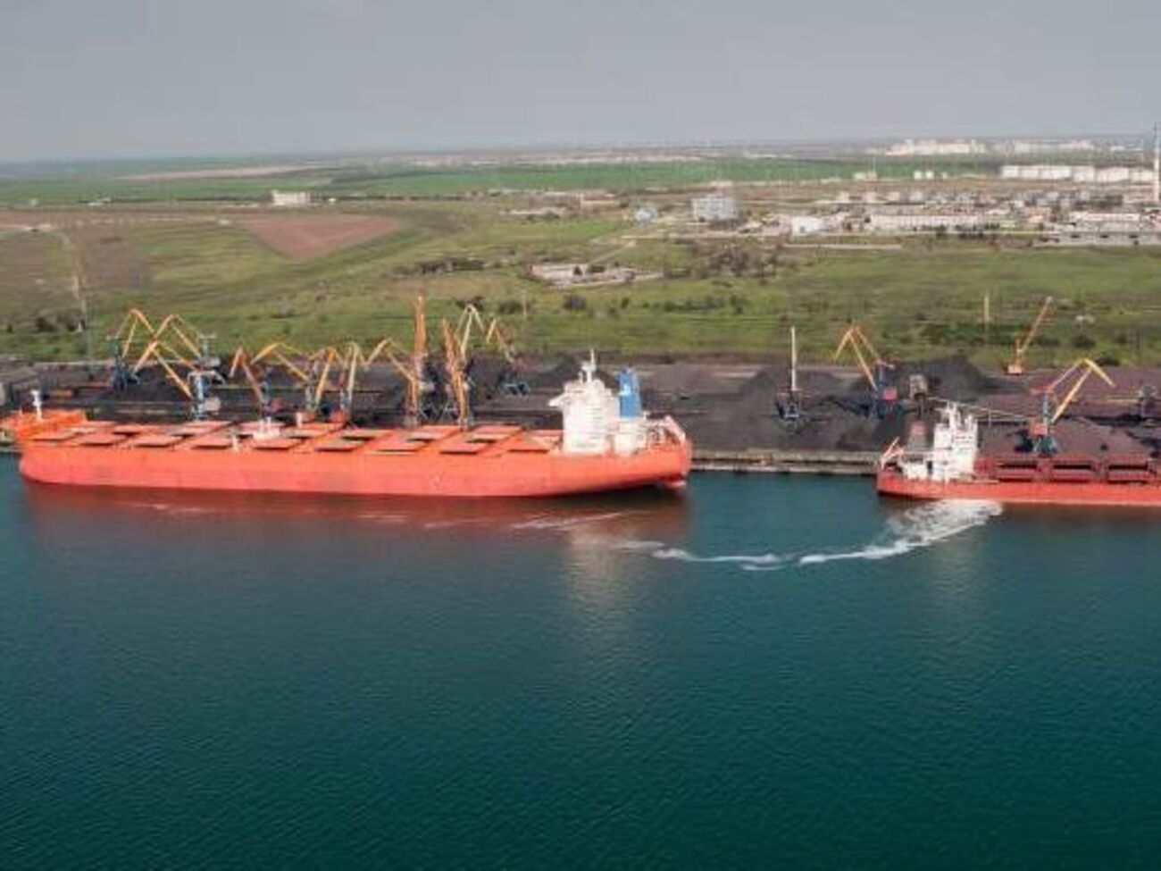 По данным СМИ, речь идет о хищениях на миллионы гривен