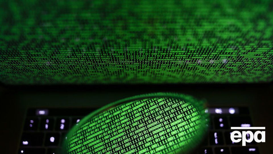 Сейчас кибератаки нацелены на украинский сегмент интернета