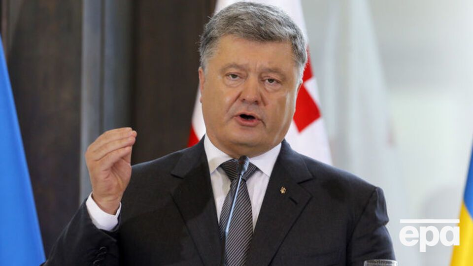 Порошенко: Ідеться про проект модернізації залізниці на ділянці Долинська – Миколаїв – Колосівка. Загальний обсяг передбачених інвестицій – б
