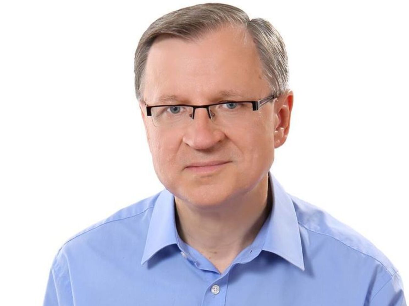 Варейкис упомянул об одобренной в начале года резолюции ПАСЕ, где содержится призыв к освобождению всех украинских заключенных