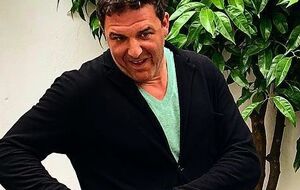 Віторган: Дитинко, ти можеш прокатати мене на машині!