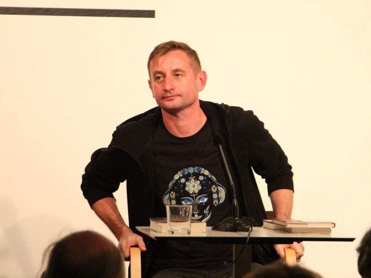 Жадан: Розумію, що це все відчувається сьогодні страшенно гостро