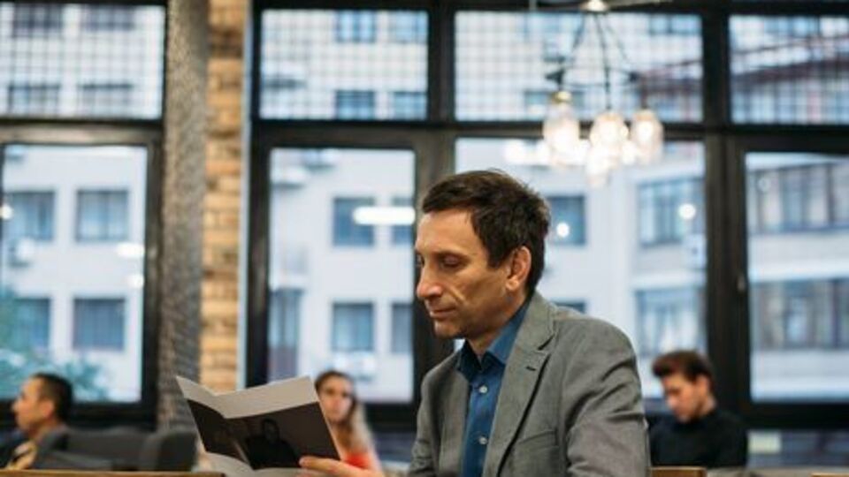 Портников: Аксенов и компания получили Крым в пользование – разумеется, до ограды российских военных баз