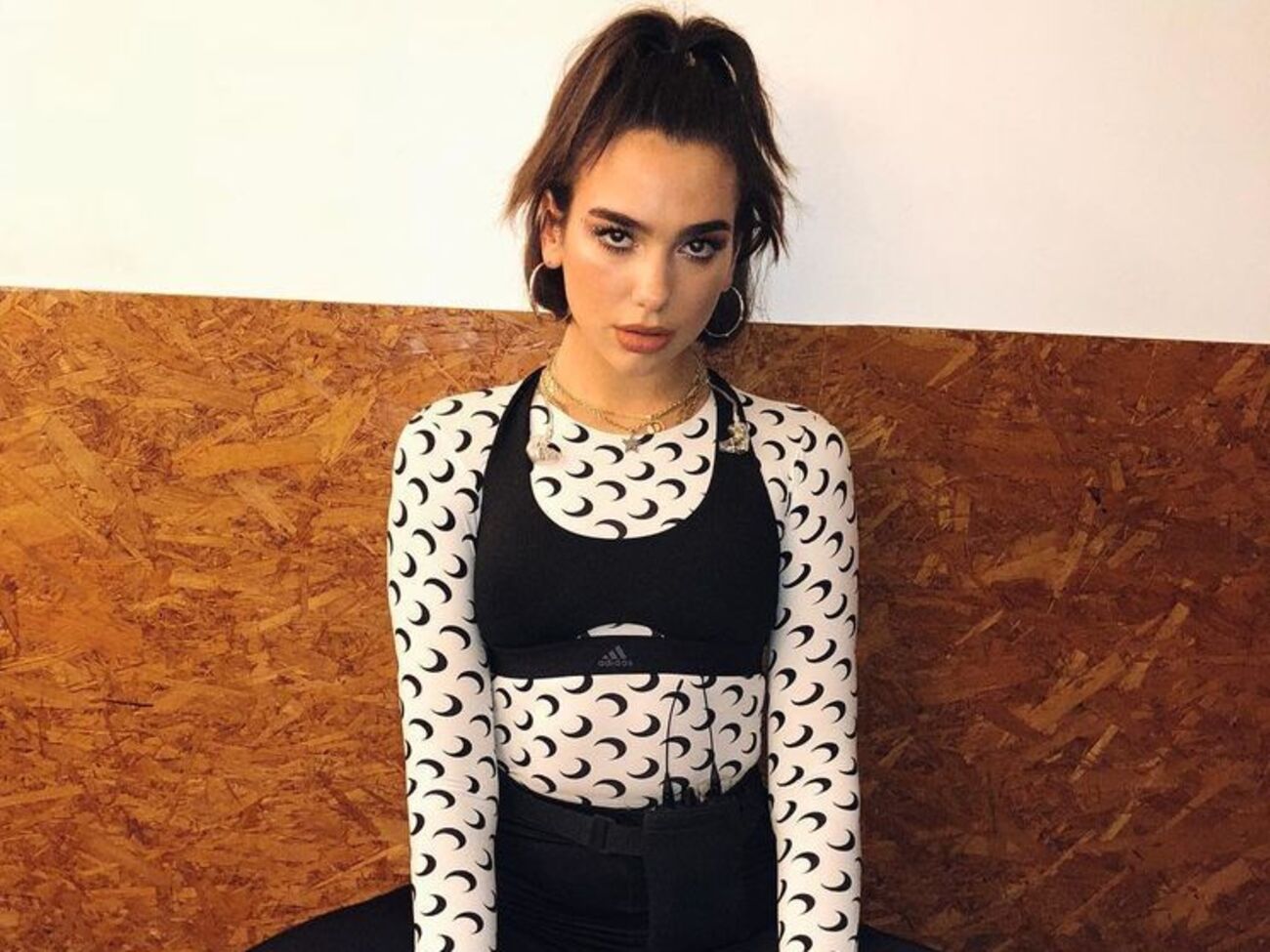 Дуа Липа: УЕФА. Трехдневный обратный отсчет