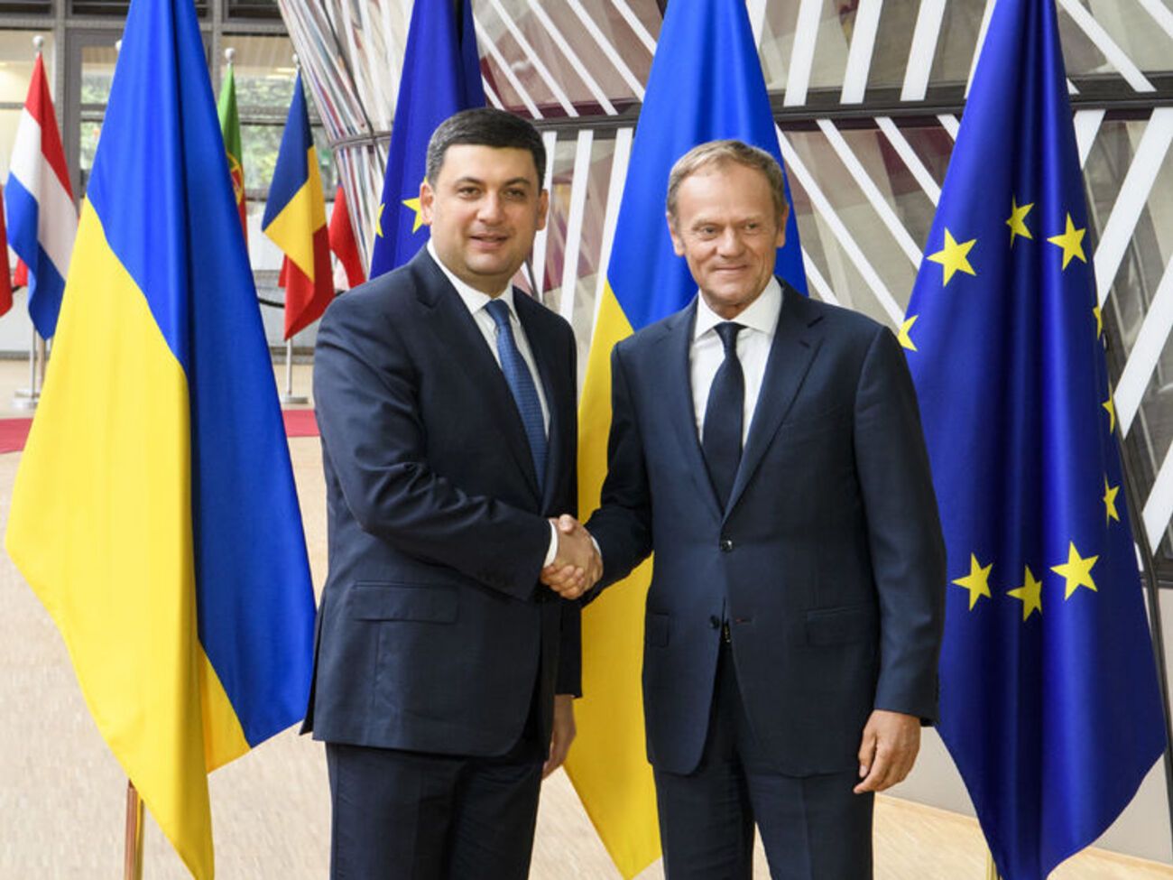 Гройсман і Туск зустрілися у Брюсселі