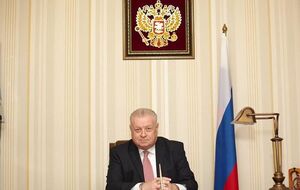 Удальцов: Тихий, облюбованный детьми и утками сквер, который теперь, скорее всего, затопчут всякого рода заезжие советчики мэра