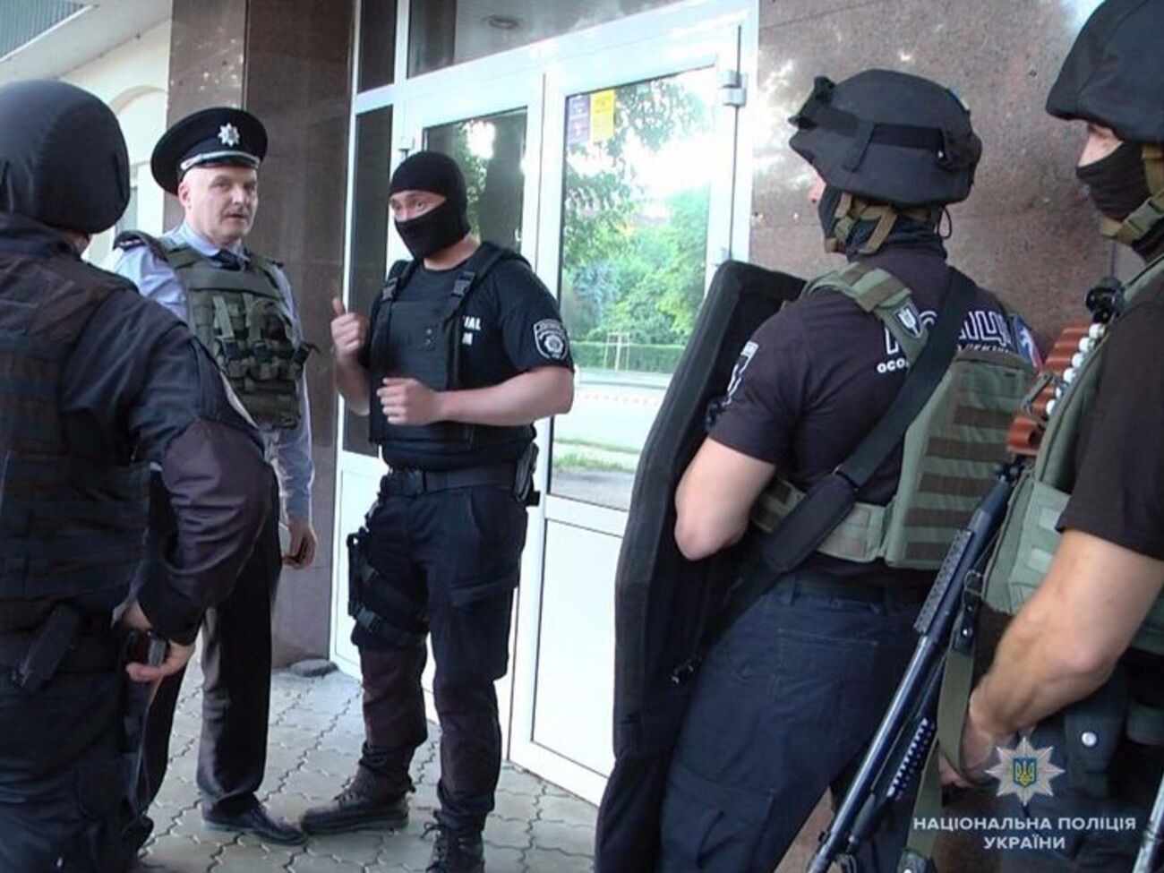 Поліції Черкас під час штурму допомагали спецпризначенці із Кропивницького