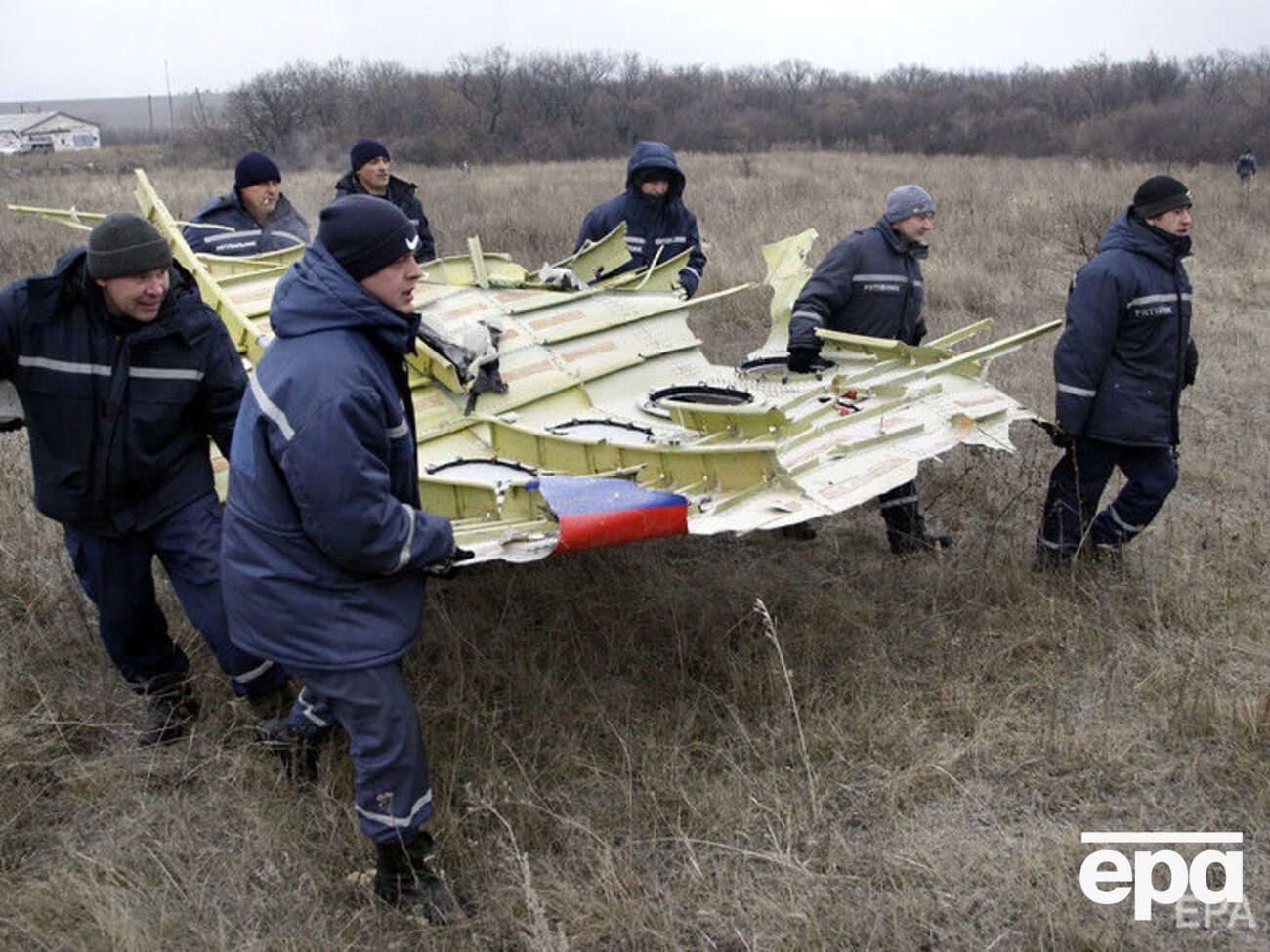 Самолет потерпел крушение в районе Тореза