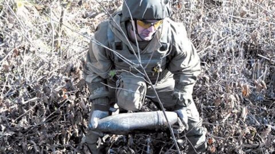 Військові сапери очистили понад 1300 км доріг