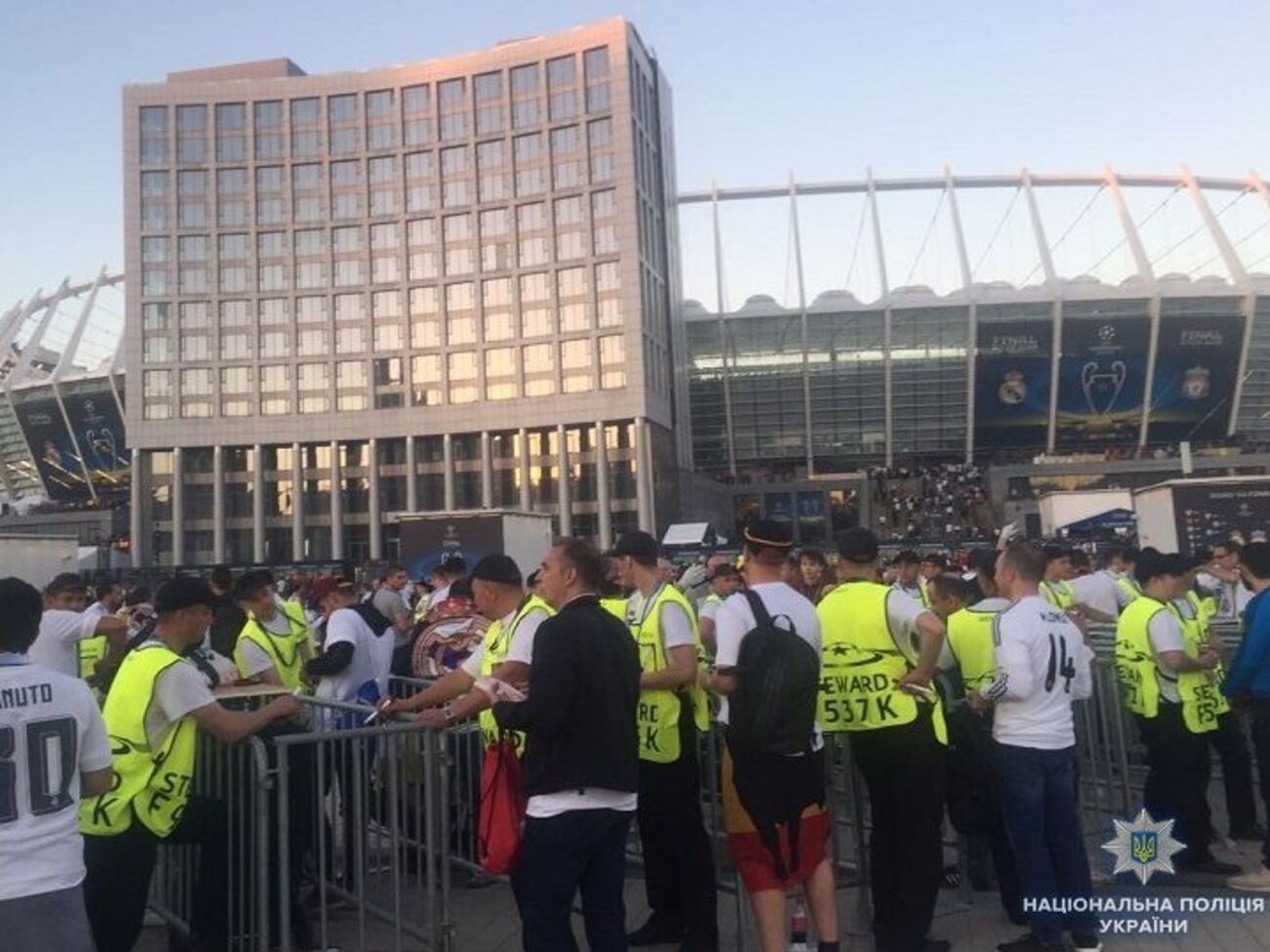 Охрану общественного порядка обеспечивали почти 10 тыс. правоохранителей