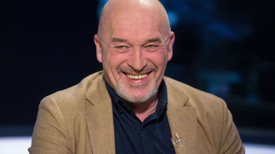 Тука: Была самая большая империя в мире – Советский Союз. Она была уничтожена, ее не существует, все