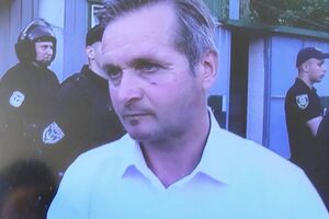 Местное издание пишет, что Фролова избили болельщики