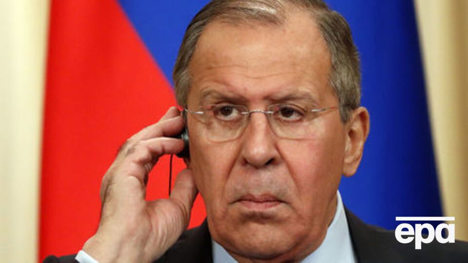 Лавров зазначив, що Україна має розуміти, наскільки сильно те чи інше рішення щодо СНД вплине на українців
