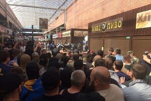 Нардеп узяв на поруки одного із затриманих після заворушень на ринку