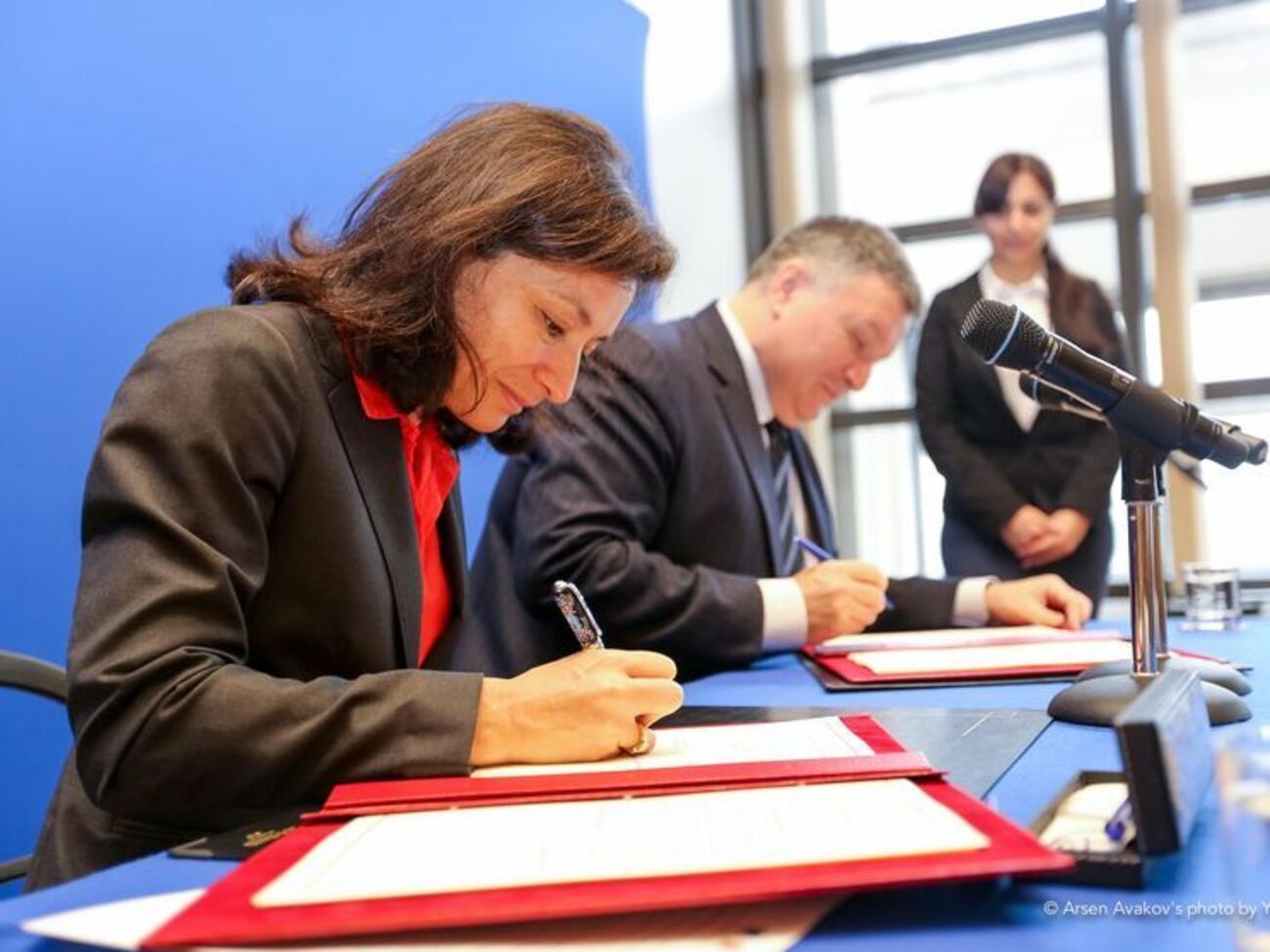 Україна отримає вертольоти трьох моделей