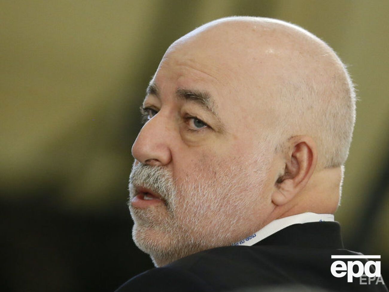 По данным СМИ, Вексельберг жаловался на убытки премьер-министру РФ Дмитрию Медведеву