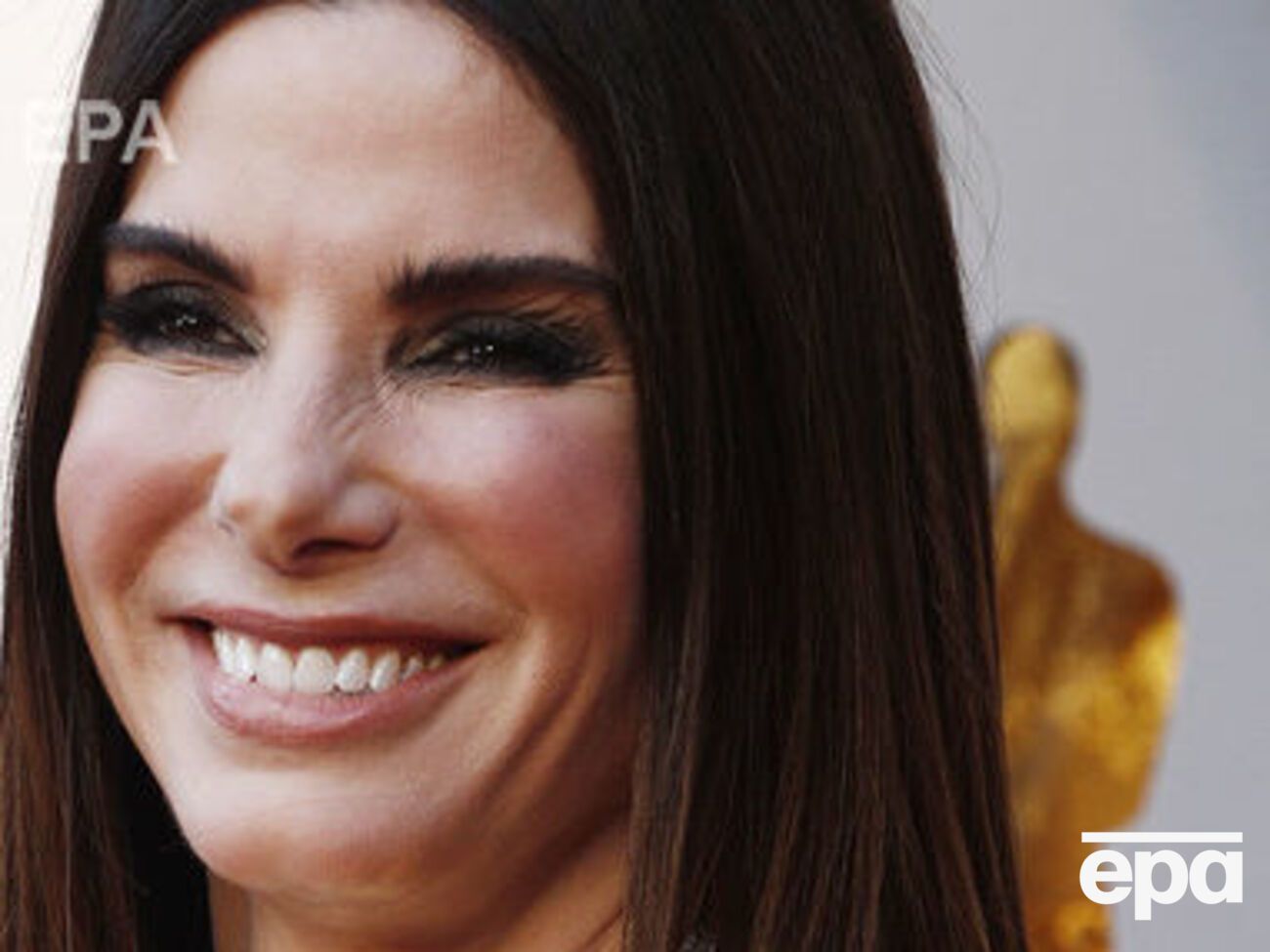 Буллок переслідував чоловік