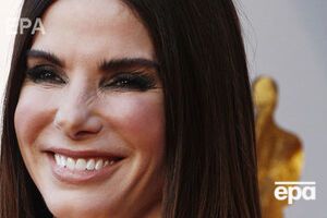 Буллок переслідував чоловік