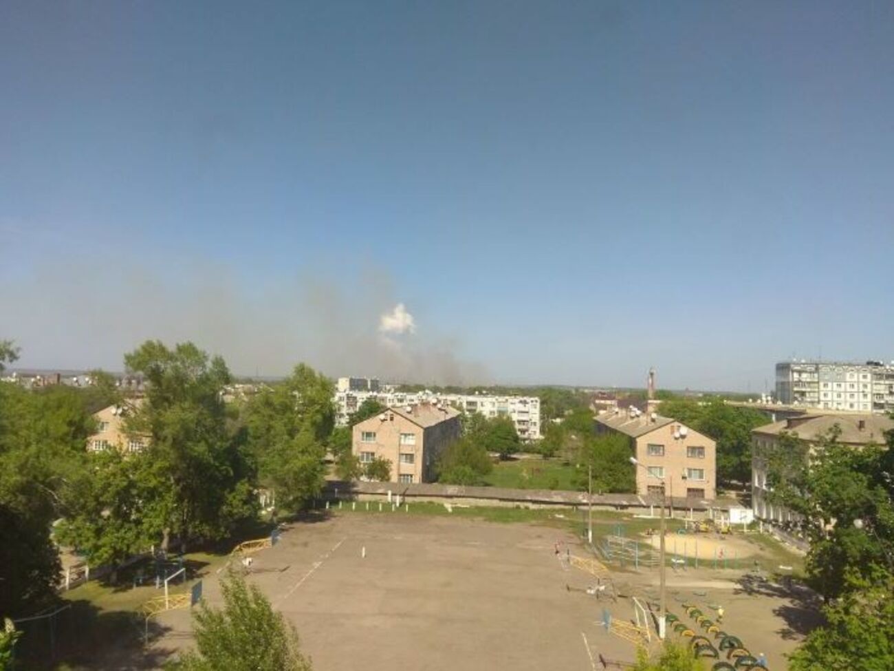 На складах у Балаклії почалася пожежа