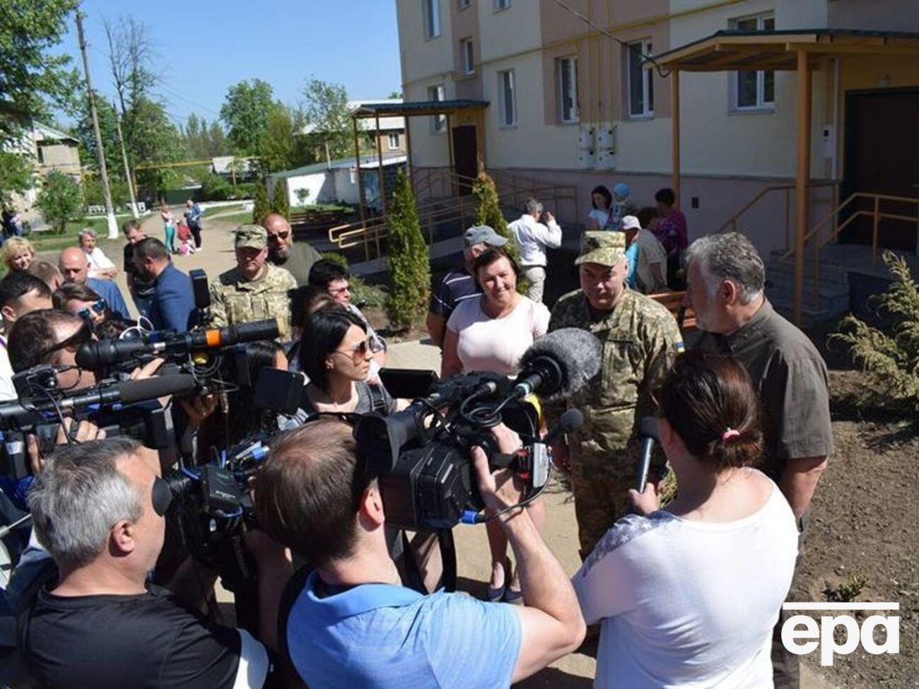 Ключи от квартир в новом доме получили восемь семей