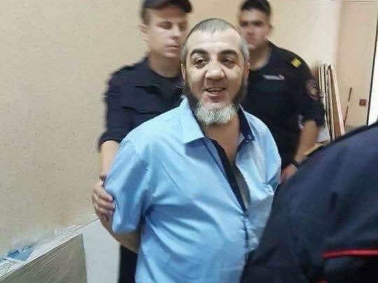 Абдуллаєва заарештували 13 жовтня 2016 року після хвилі обшуків в окупованому Криму