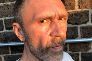 Шнуров показав, як проводить дозвілля