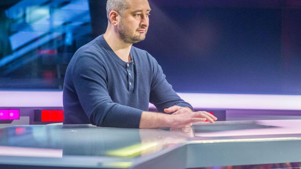 29 травня в Бабченка вистрілили в під'їзді його будинку в Києві