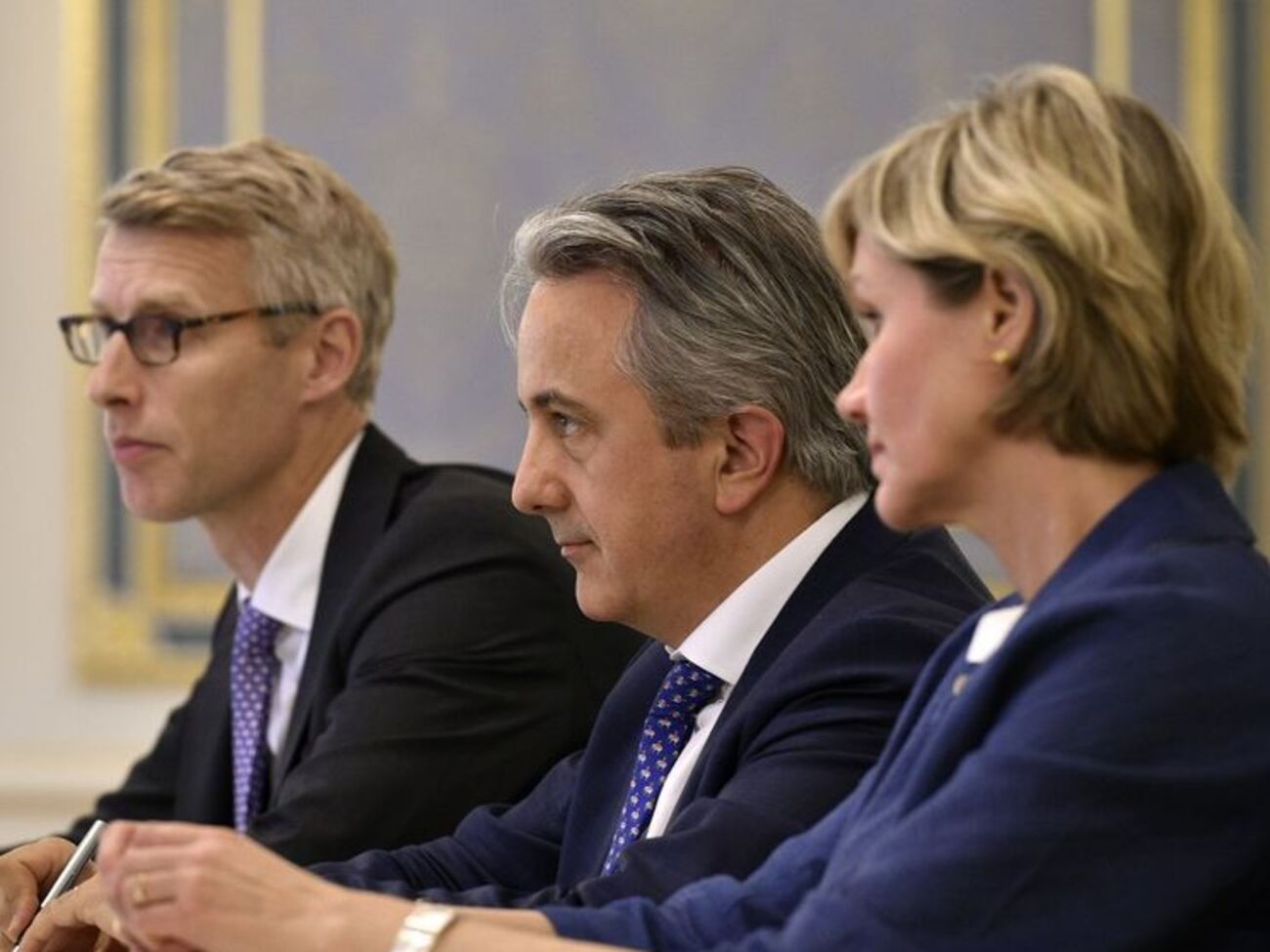 Малиж (в центре): Вы должны улучшить функционирование энергетического рынка