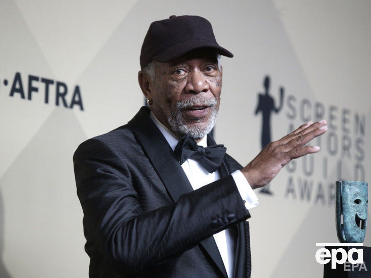 Фриман хочет, чтобы телеканал CNN извинился перед ним