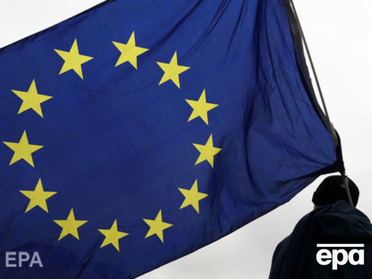 В ЕС счастливы, что Бабченко оказался жив, подчеркнула Косьянчич