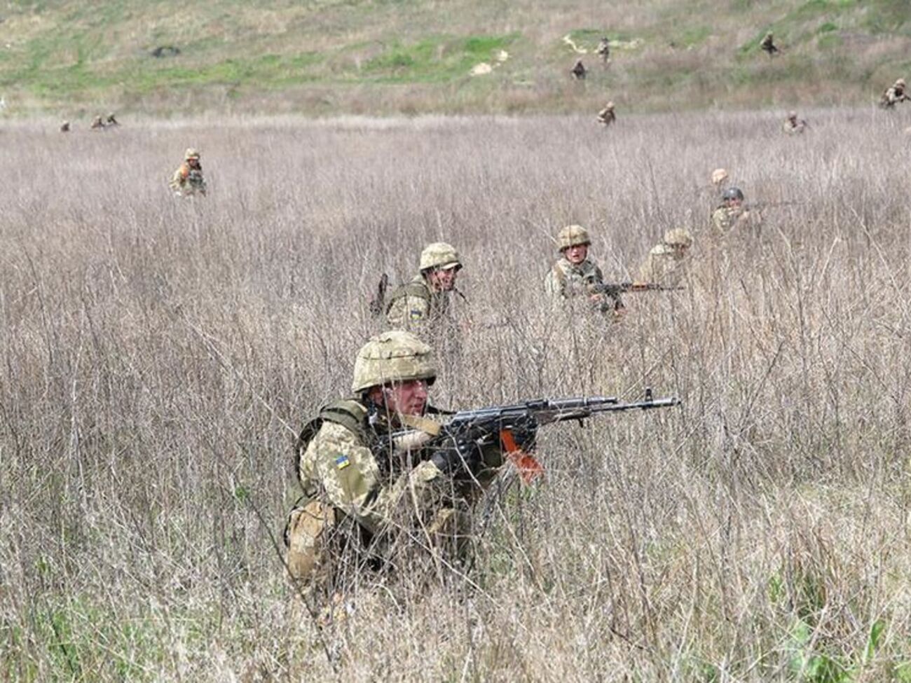 Українські військові відповідали на обстріл бойовиків "активною обороною"