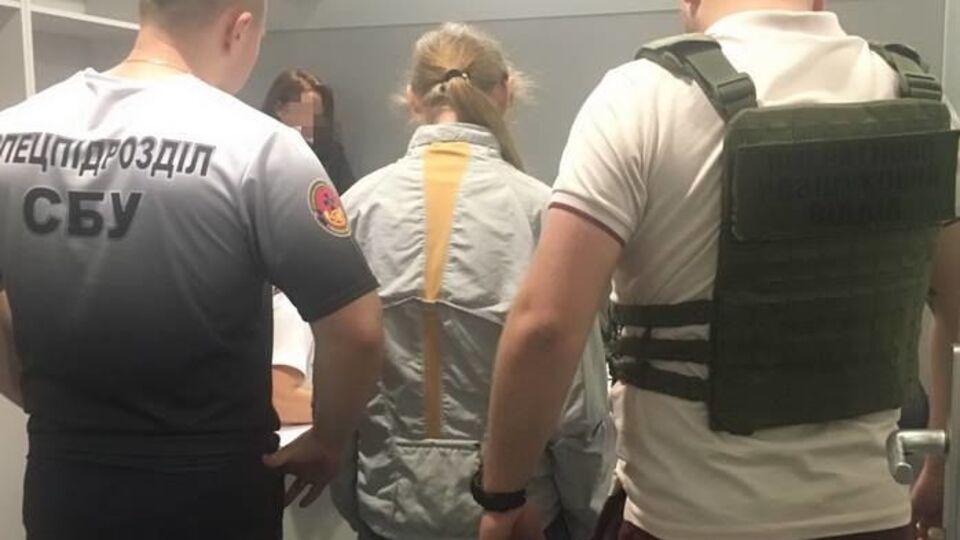 Силовики задокументировали пять фактов переправки украинок за границу участниками преступной группы