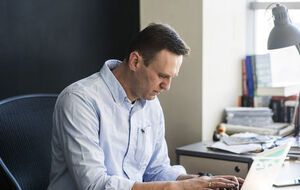 В России накануне объявленной Навальным акции протеста задерживают активистов его движения