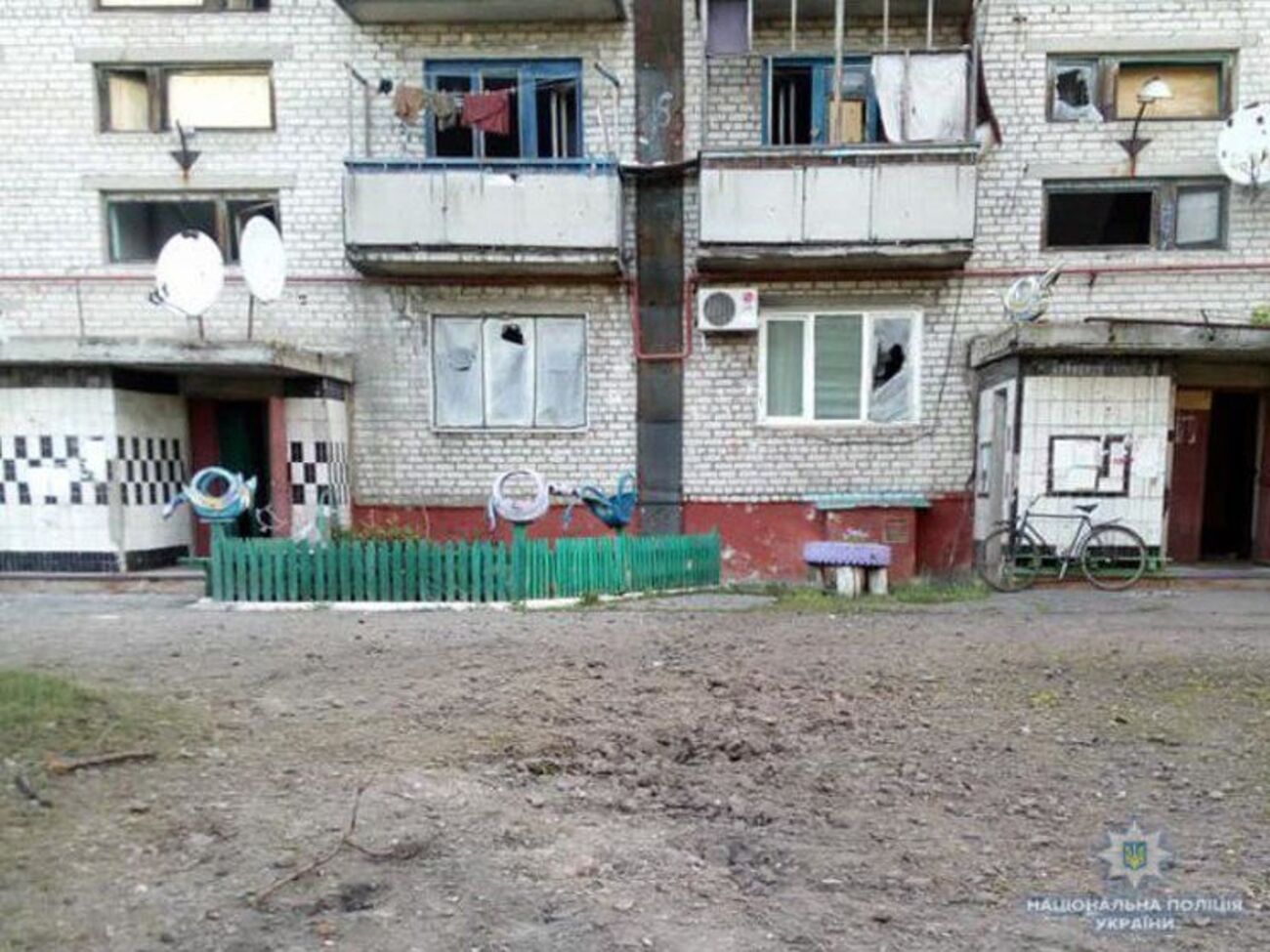 У Майорську обстріляли житлові будинки
