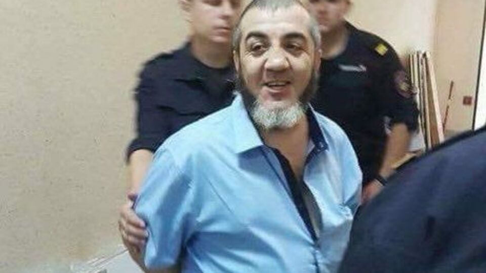 Абдуллаева увезли в больницу имени Семашко в Симферополе