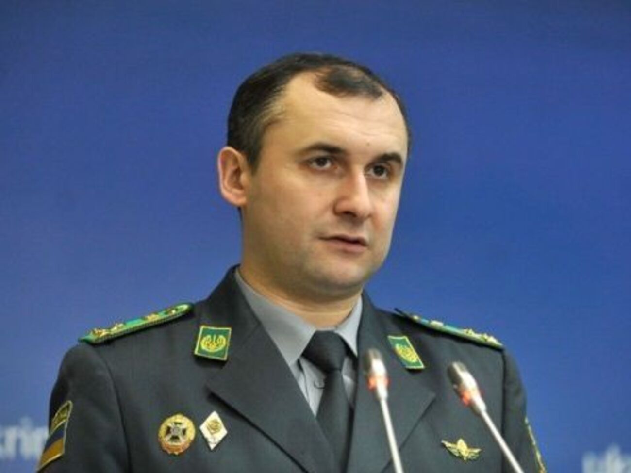 Слободян повідомив, що затриманий баркас мав дозвіл на вилов риби у 12-мильній морській зоні