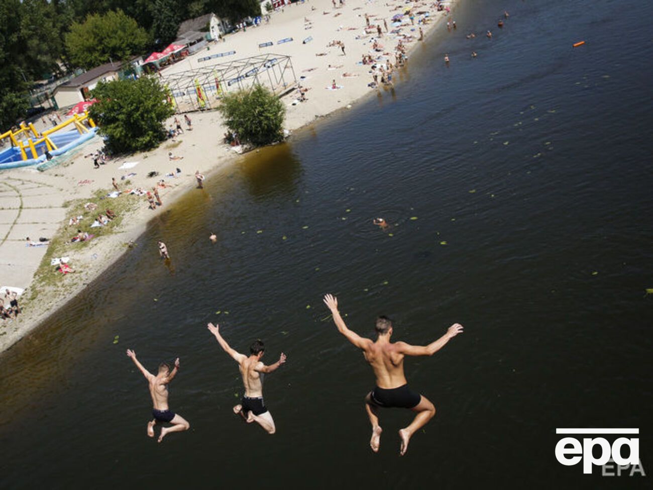 В Україні очікують на спекотне літо