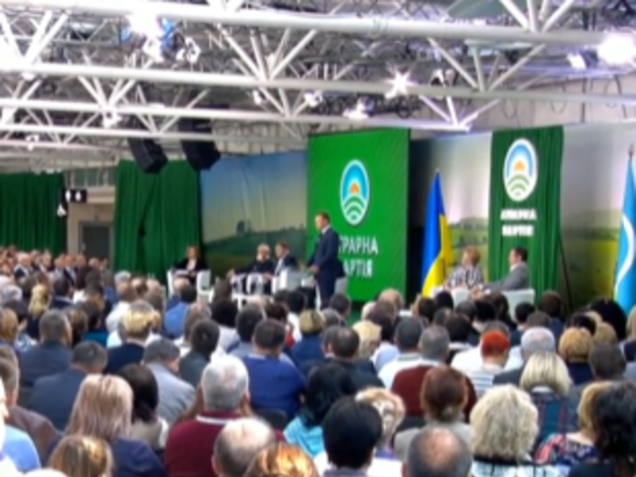 Представники політпроектів олігархів розглядали ці вибори як підготовку до президентської та парламентської кампаній, упевнені партійці