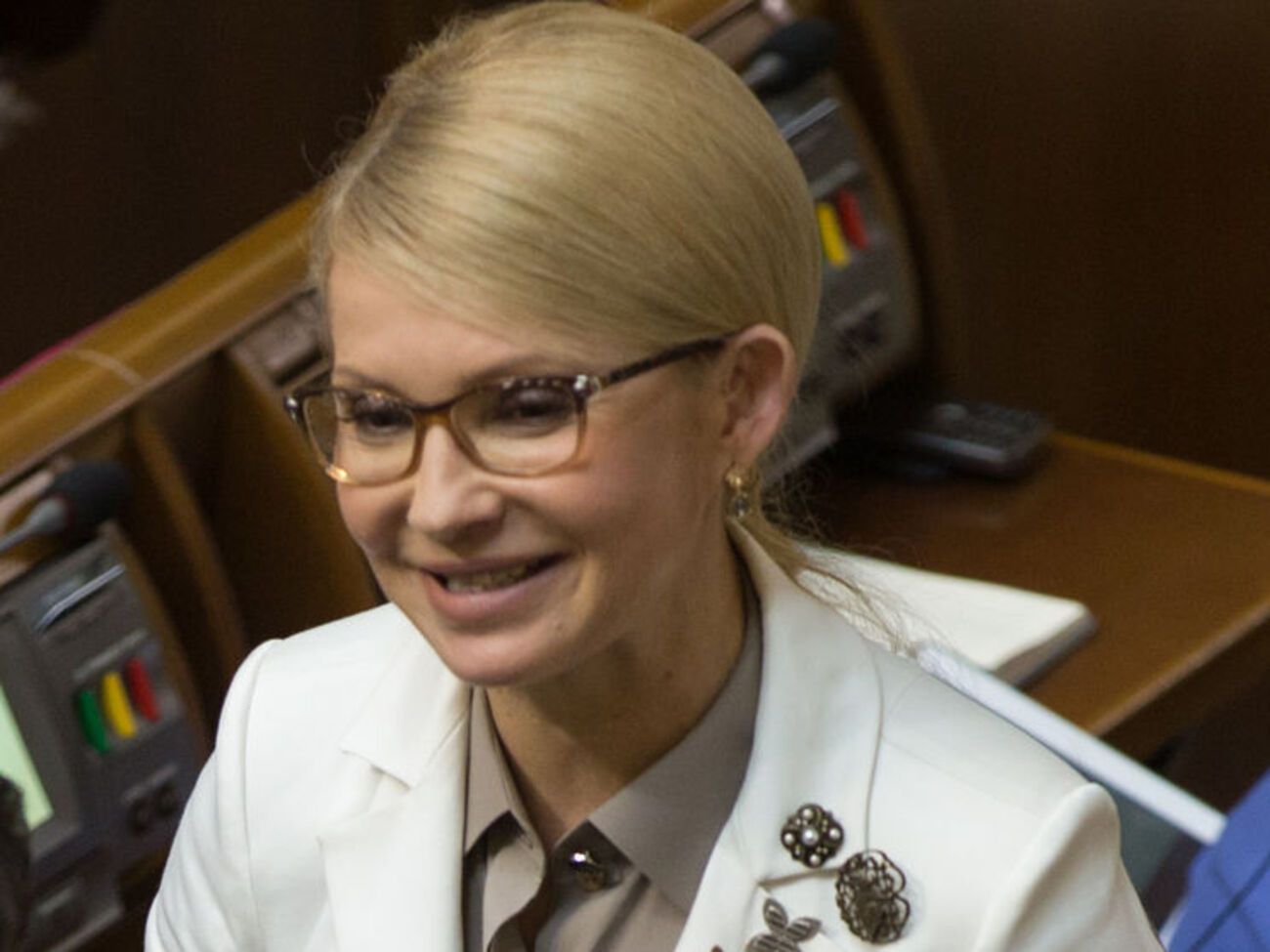 Юлия Тимошенко 3 мая опубликовала в Facebook видео поздравления с днем кондитера и поделилась рецептом сырников