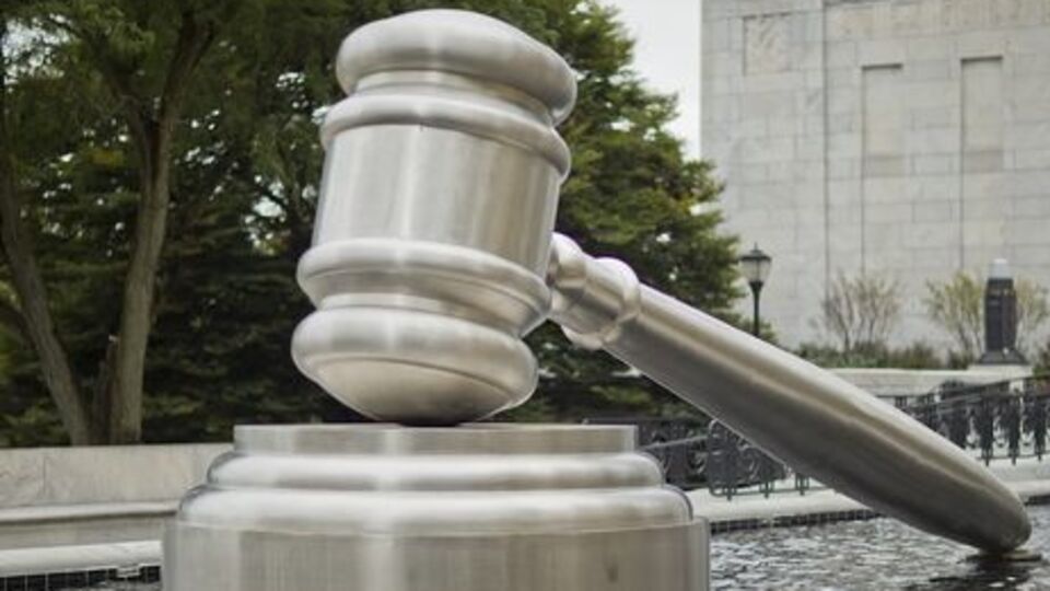 Заступник голови Вищої кваліфікаційної комісії суддів: У кожного олігарха з'являлася армія суддів. Це ж жах