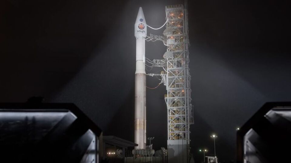 Зонд InSight на ракете Atlas 5 стартует с базы в Калифорнии 5 мая в 14.05 по Киеву